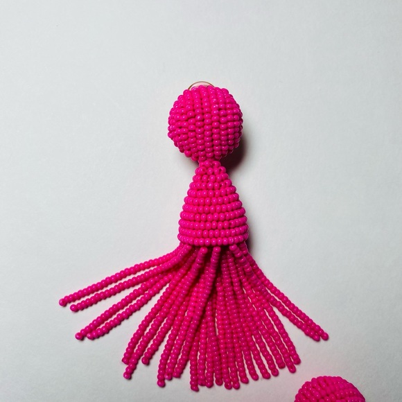 Oscar de la Renta Signature Tassel Earrings - Picture 3 of 11